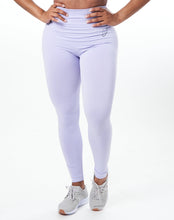 Load image into Gallery viewer, Lilac Seamless Leggings

