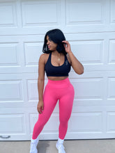 Load image into Gallery viewer, Blush Signature Leggings
